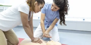 Sertifikalı İlkyardım Eğitimi ve Uygulamalı CPR Eğitimi - Royal İSG